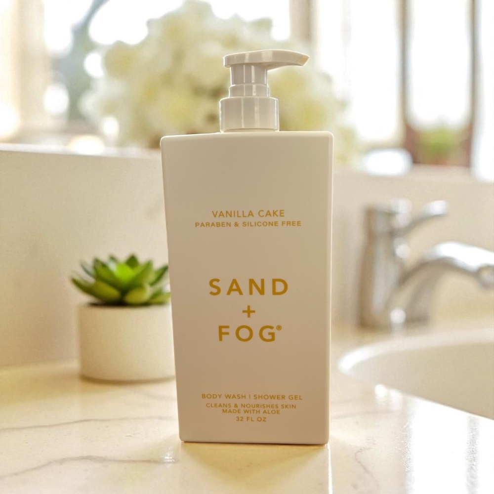 Sand + Fog Vanilla Cake Body Wash | 32 oz | Paraben & Silicone Free | Sweet